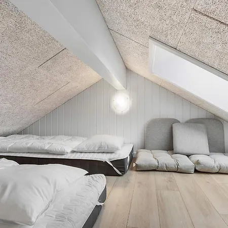 Holiday home 5 Star In Glesborg *
